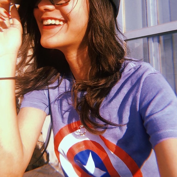 Tops - NWOT Captain America Tee